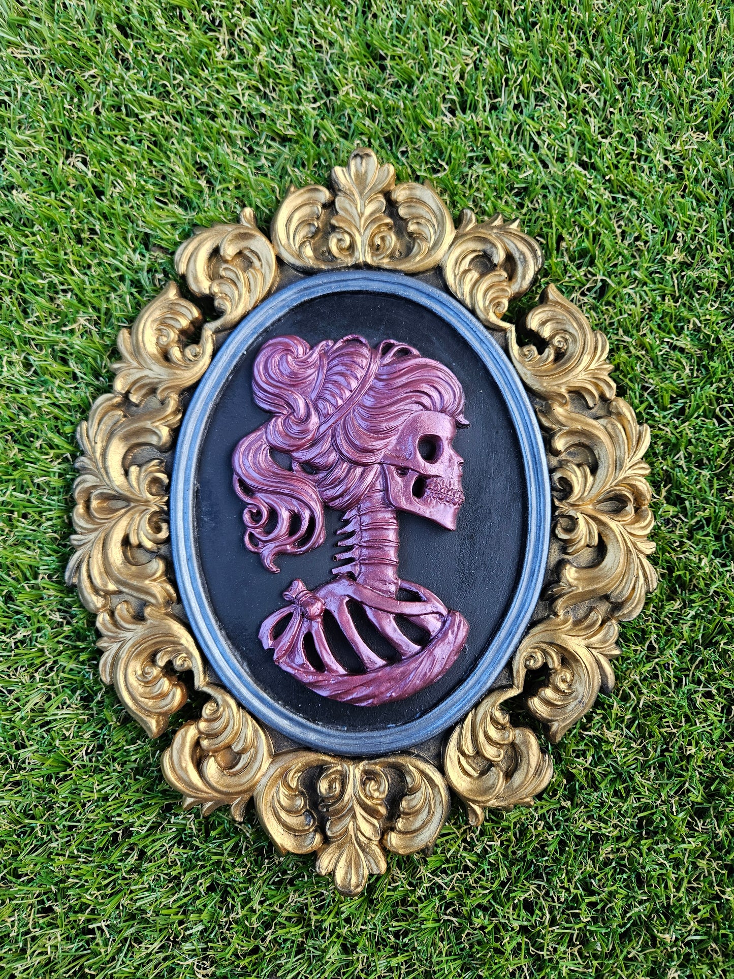 Victorian Female Skull Cameo